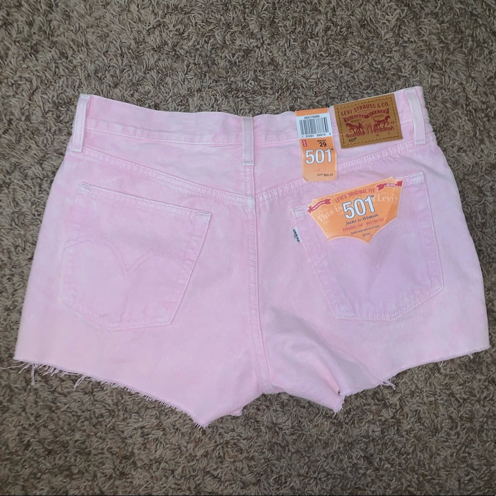 Levi’s light pink 501 shorts